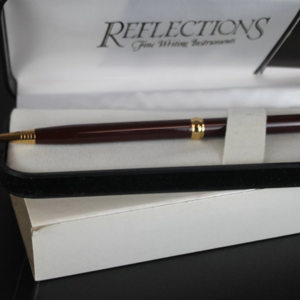 Reflections Fine Writing Instruments Red Maroon Gold Ball Point Pen Black Ink - Picture 6 of 10